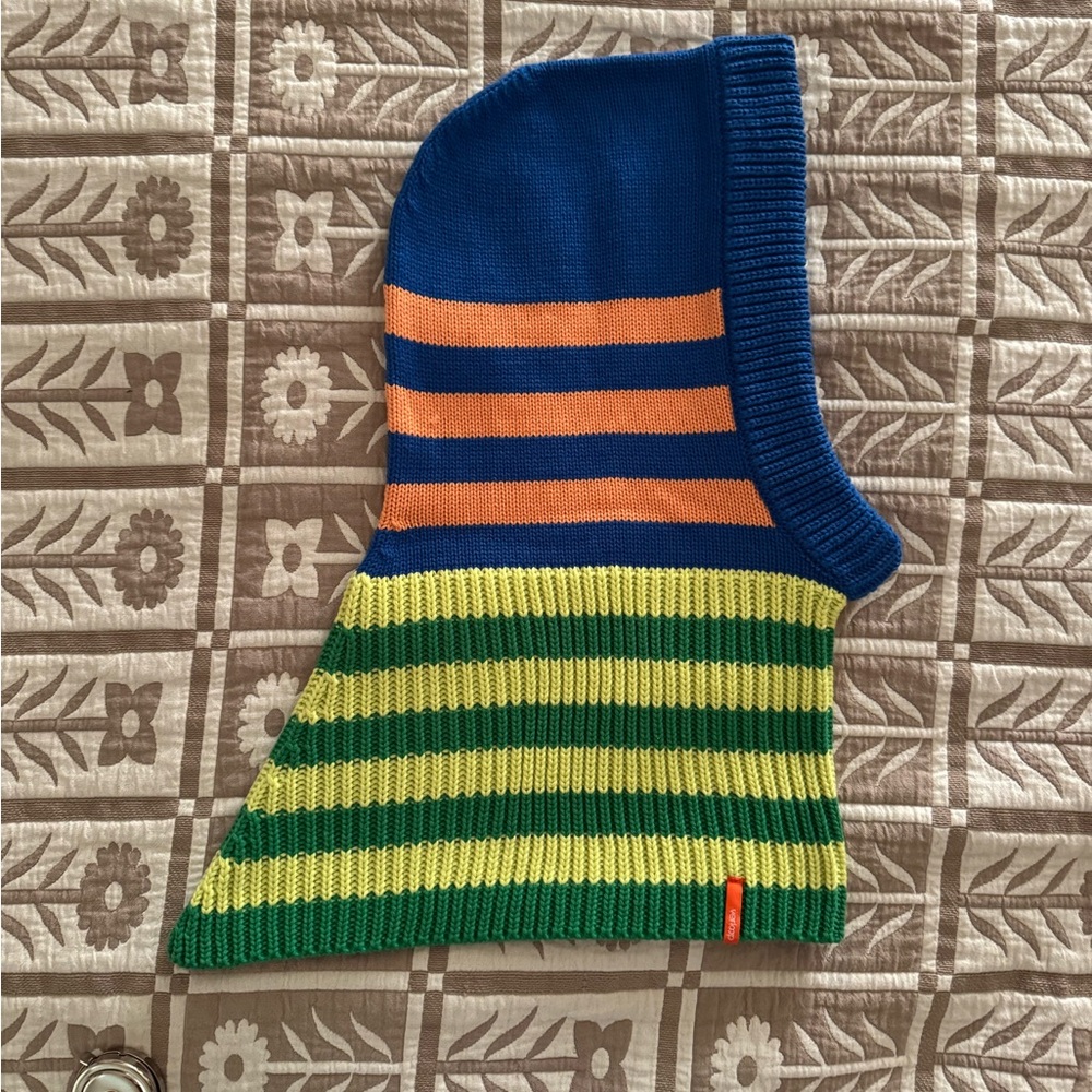 NWOT Verloop Striped Balaclava